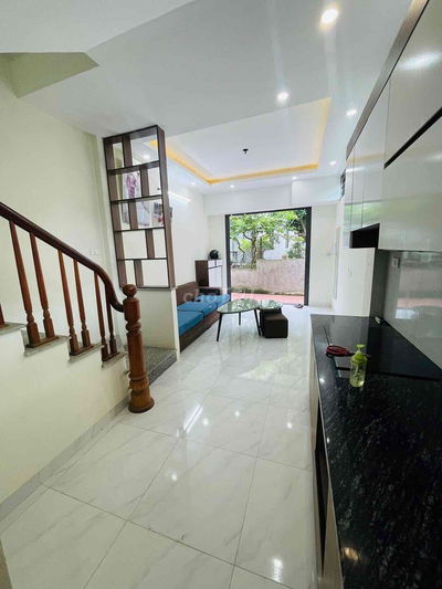 Cho thuê nhà Mỹ Đình 4PN 11tr 35m2 nhà mới