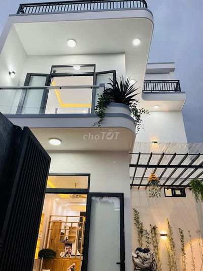 Biệt Thự Mini Sổ Riêng Thổ Cư NGANG 8,5 m QUÁ ĐẸP – GIÁ CHỈ HƠN 2 TỶ