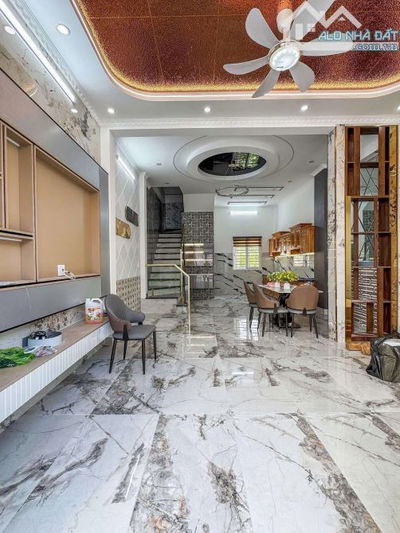 🏠 Bán Nhà 1 Trệt 2 Lầu – Phạm Thế Hiển, P4, Quận 8 – 2 Tỷ 250 – 45m² – Sổ Sẵn