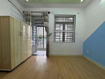 CHÍNH CHỦ CHO THUÊ 1 PHÒNG NGỦ BAN CÔNG TÁCH BẾP RỘNG FULL NỘI THẤT