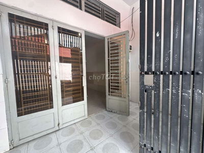 GẤP BÁN, NHÀ ĐẸP TÂN CHÁNH HIỆP,Q12 HẺM XE HƠI, NHÀ TRỆT LỬNG KIÊN CỐ
