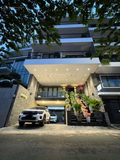 CHỦ ĐỊNH CƯ NƯỚC NGOÀI CẦN BÁN GẤP TOÀ APARTMENT ĐANG CHO THUÊ 250tr/THÁNG