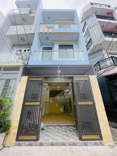 4PN, 4WC. Nhà 2 lầu Lạc Long Quân, P3, Q11. Giá 14 triệu/th