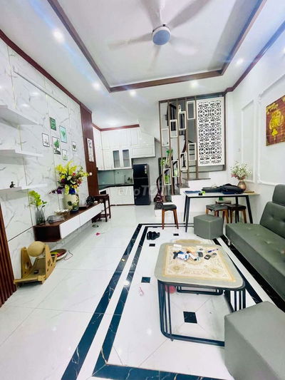 Bán nhà Tây Sơn 20m ra phố, ngõ thông, gần ô tô, KD, ở ngay, 39m2*5T.