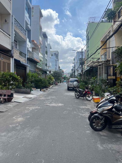 Cần bán nhà 4,2x25 - cư xá Phú Lâm B - giá nhỉnh 13tỷ xíu.
