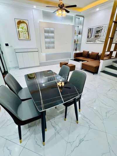 HÓT! BÁN NHÀ THẠCH BÀN 49m×5tầng. Dân trí cao. Giá hơn 8tỷ