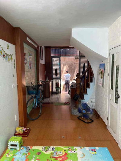 Hơn 5 tỷ có nhà 6 phòng Định Công-oto 40m-34m*6T;MT4m