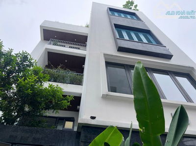 Villas Siêu Đẹp nằm trên đường Nguyễn Thông- Kỳ Đồng,Quận 3, 8m x16m, 4 tầng, chỉ 28,5 tỷ