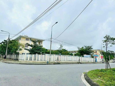 Mặt tiền Cao Hồng Lãnh vị trí kinh doanh gần Mai Đăng Chơn