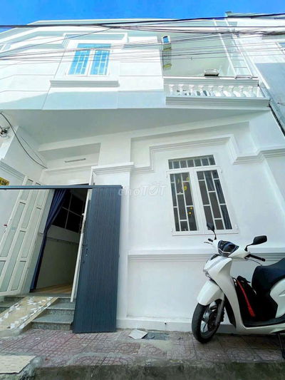 Bán Nhà Lầu - 3PN - Hẻm 304 Tầm Vu - Ninh Kiều