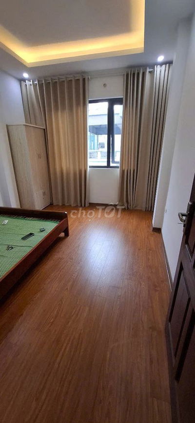 Khép kin , giá 2tr , 25m², 193 nam dư