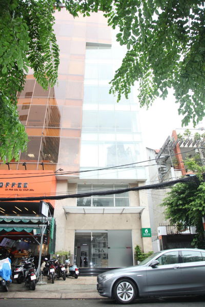 Cho thuê văn phòng cao cấp Phú Đông Building; Vị trí vàng Tân Bình; Giá tốt; DT từ 200m2 đến 300m2