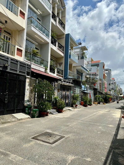 BÁN NHÀ 5 TẦNG - HẺM 6M - 4X18M - PHAN HUY ÍCH - 4PN - NHÀ MỚI -7.X TỶ