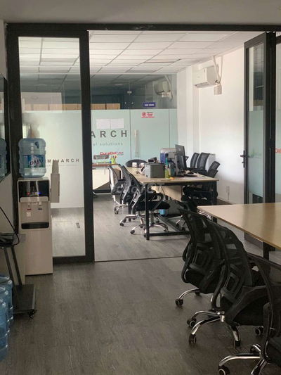 Văn phòng 70m2 full bàn ghế văn phòng tòa nhà Tô Hiến Thành, P14, Q 10
