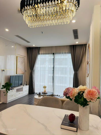 Căn góc R1.05 - View biệt thự thoáng đẹp - Full nội thất - Giá rẻ nhất thị trường chỉ 4.55 tỷ
