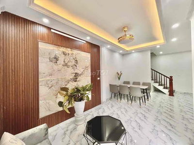 NHÀ THANH LÂN 48m 5 tầng cực kì hoành tráng