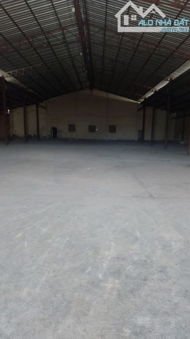 Cho thuê kho xưởng 1200m2 giá 40tr/th ở TP Tân Uyên Bình Dương