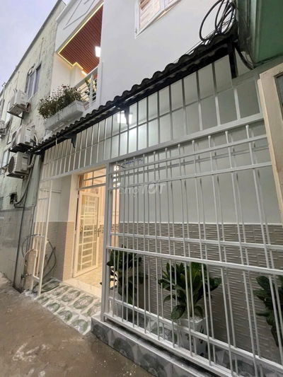CHỈ 2.85 TỶ CÓ NHÀ ĐẸP 40M2 - 500M ĐẾN CHỢ PHÚ XUÂN – TT NHÀ BÈ
