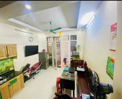 Bán nhà 4 tầng ngay Đại học Tài chính Marketing Quận 7,6PN,50m2,hơn 4