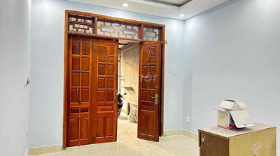 Bán nhà sát UBND phường