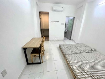 Phòng full nội thất - Tách bếp Giờ giấc tự do - Ngã Tư Bảy Hiền