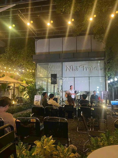 Cho thuê mặt bằng 400m Nguyễn ái Quốc( sau trường Bùi Thị Xuân)