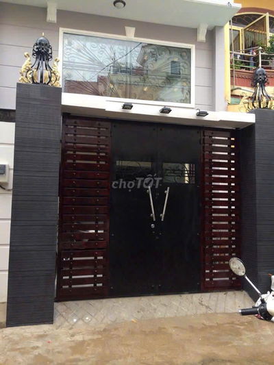 Bán Nhà  - Dương Bá Cung. Giáp Quận 6---  DT: 5 x 15m. . GIÁ: 7.5 tỷ