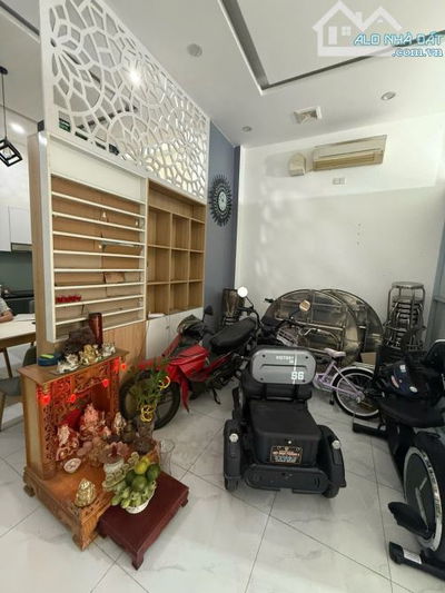 NHÀ 3 TẦNG SIÊU ĐẸP - MẶT TIỀN TÔ HIẾN THÀNH - GẦN BIỂN, KHU VỰC DU LỊCH SẦM UẤT