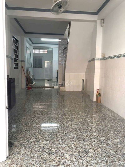 4 PHÒNG MÁY LẠNH. HẺM 5M LÊ ĐẠI HÀNH