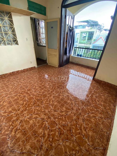 Cho thuê phòng ban công đường d11 tây thạnh tân phú