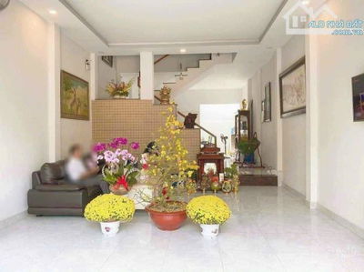 Siêu hot nhà 03 tầng đường 10m5 lề 4m Nguyễn Công Trứ giá chỉ 11,5 tỷ