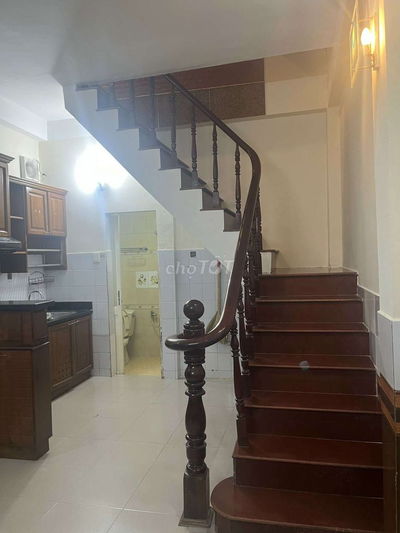 Cho thuê nhà nguyên căn.Đường Trần Khắc Chân.Phường Tân Định.Quận 1.