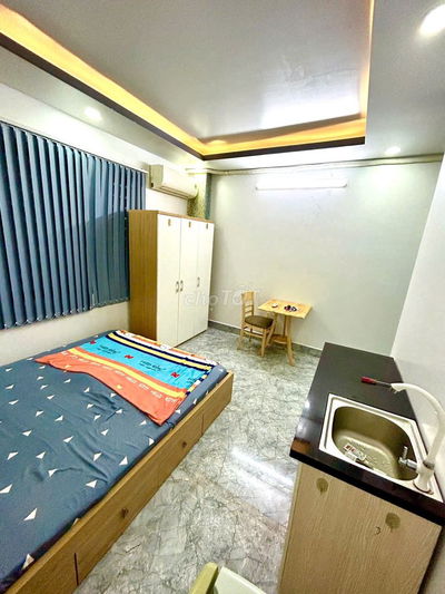 Chính Chủ Cho Thuê CHDV Full nội thất Ban Công