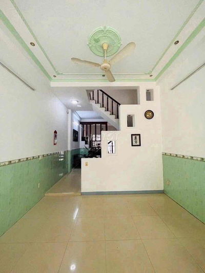 NHÀ 2LẦU 4PN MẶT TIỀN KDC PHƯỚC BÌNH, SÁT ĐỖ XUÂN HỢP QUẬN 9