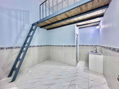 CHO THUÊ PHÒNG TRỌ GÁC CAO - MỚI - SẴN MÁY LẠNH - PHÍ RẺ