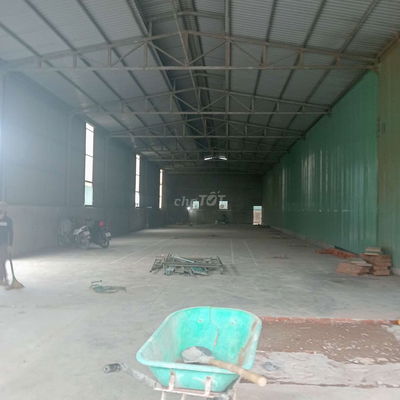 Cho thuê xưởng cao ráo thoáng 2 mặt tiền có điện 3 pha Thuận An BD