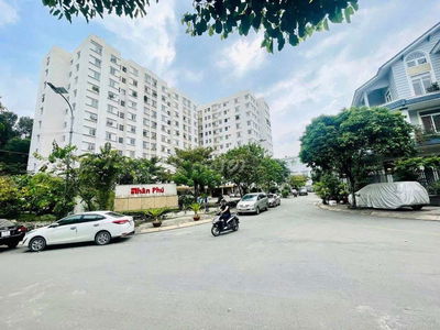 Bán Căn Hộ Chung Cư Nhân Phú _ Đình Phong Phú , 2PN