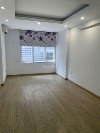 Khép kin , giá 2,6tr kk, 2tr  , 25m², 319 tam trinh