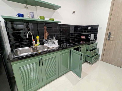 Cho thuê căn 2pn Full nội thất 8tr, hướng mát - view thoáng.