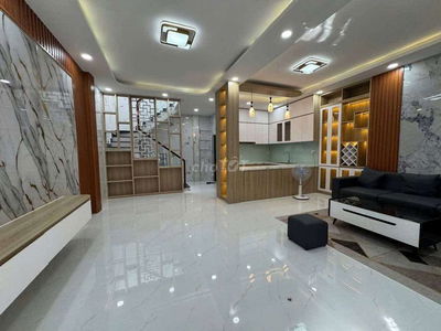🏡SIÊU PHẨM METRO Q12--PHONG CÁCH HIỆN ĐẠI--QUẦY BAR--2 TẦNG--NGANG 6M