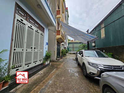 Hoàng Liệt gần BX Nước Ngầm cần bán 66m Đất Ô tô tránh 10.x tỷ