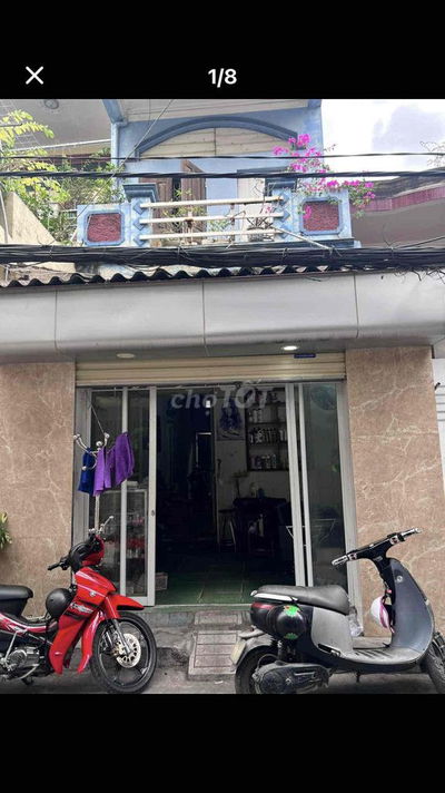 gđ cần bán căn nhà phố chùa hàng thông hoàng quý