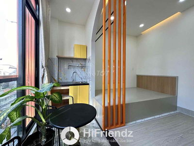 CHDV STUDIO TÁCH BẾP CỬA SỔ TRỜI GẦN CÔNG TRƯỜNG DÂN CHỦ QUẬN 3
