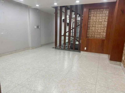 Cho thuê nhà MTNB khu tên lửa, 5x23m, 3,5 tấm + hầm giá 30tr/tháng