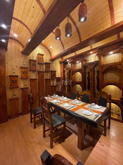 Cho thuê Nhà Hàng Trung Tâm Thủ Dầu Một 1500m2 hơn 12 phòng VIP