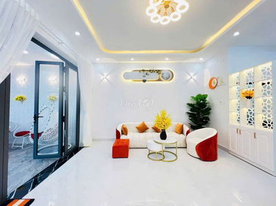 Lô nhì 4x20m 3pn 2wc sổ riêng 3.99 tỷ gần mặt tiền đường