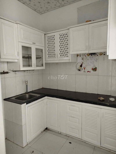 Cho thuê nhà kiệt 3 m đường Hoàng Diệu, 50m ra mặt đường đoạn 2 chiều