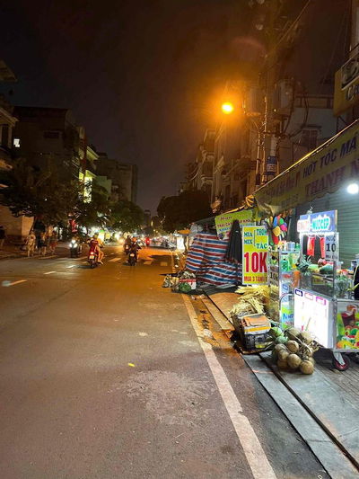 Cho thuê mặt bằng 153 trần quý q11
