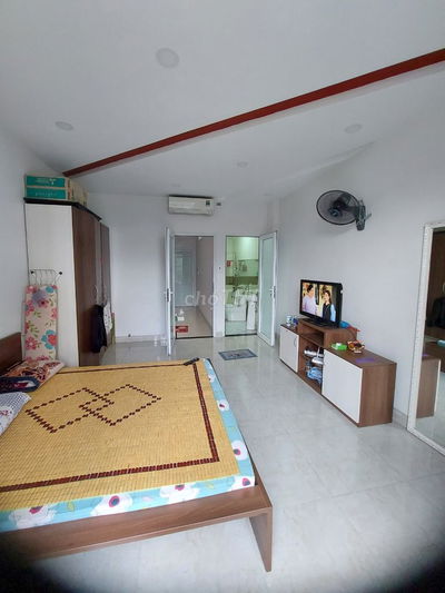 Bán nhà mặt tiền đường Dương Bá Cung 4x18 3 tầng