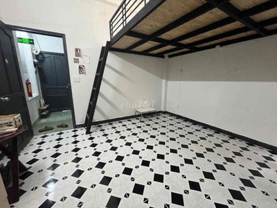 Cho thuê phòng giá rẻ Quận Bình Thạnh 40m2 giá 5tr